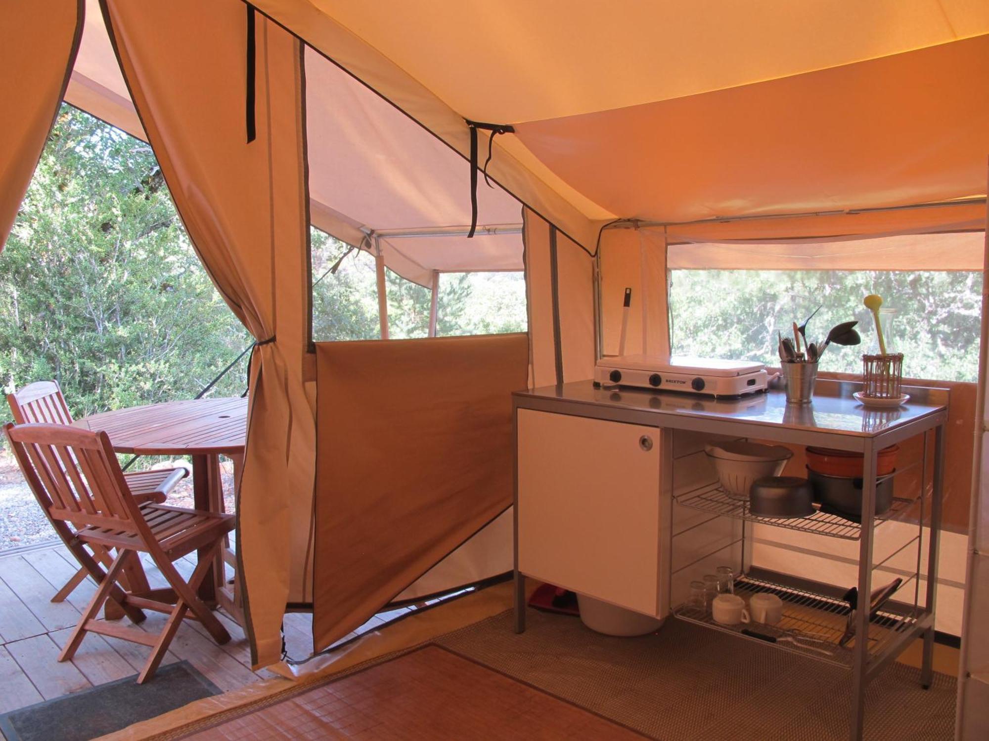 Camping La Grangeonne Esparron-de-Verdon Rom bilde